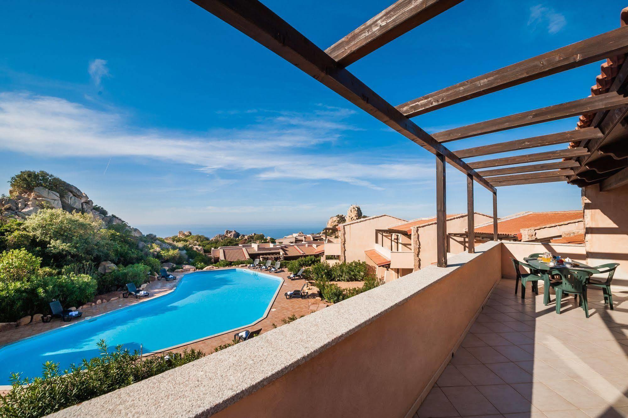 Gravina Resort Коста-Парадисо Экстерьер фото
