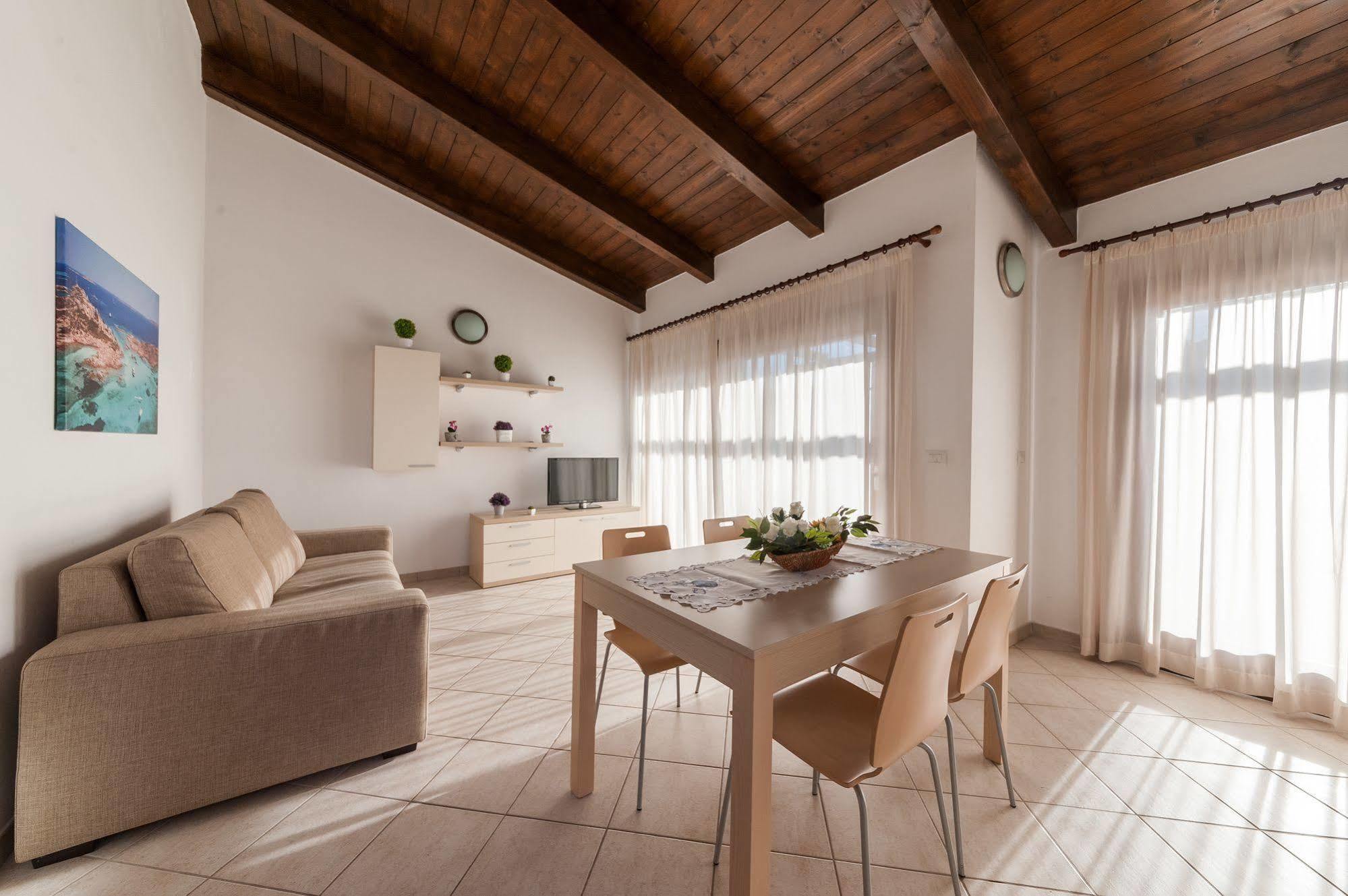 Gravina Resort Коста-Парадисо Экстерьер фото