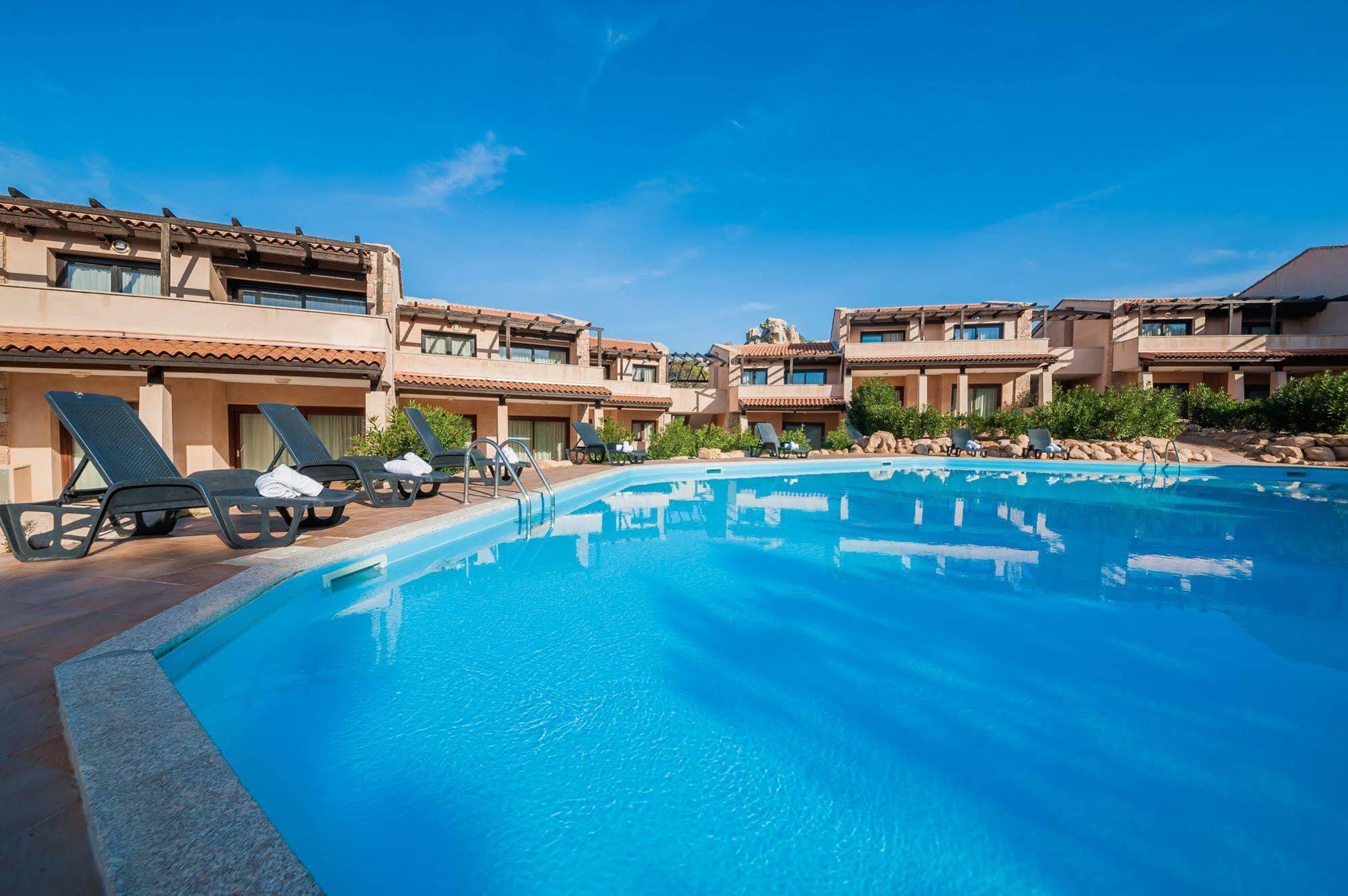 Gravina Resort Коста-Парадисо Экстерьер фото