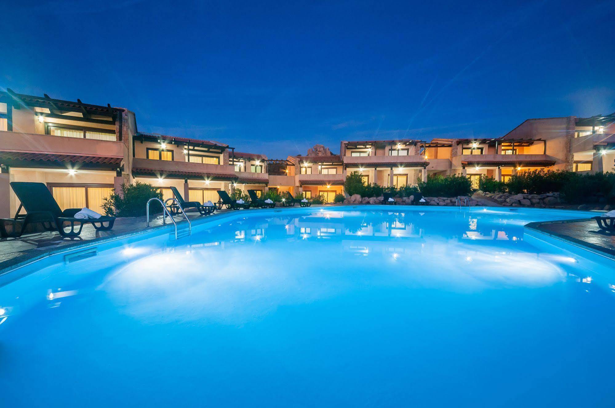 Gravina Resort Коста-Парадисо Экстерьер фото
