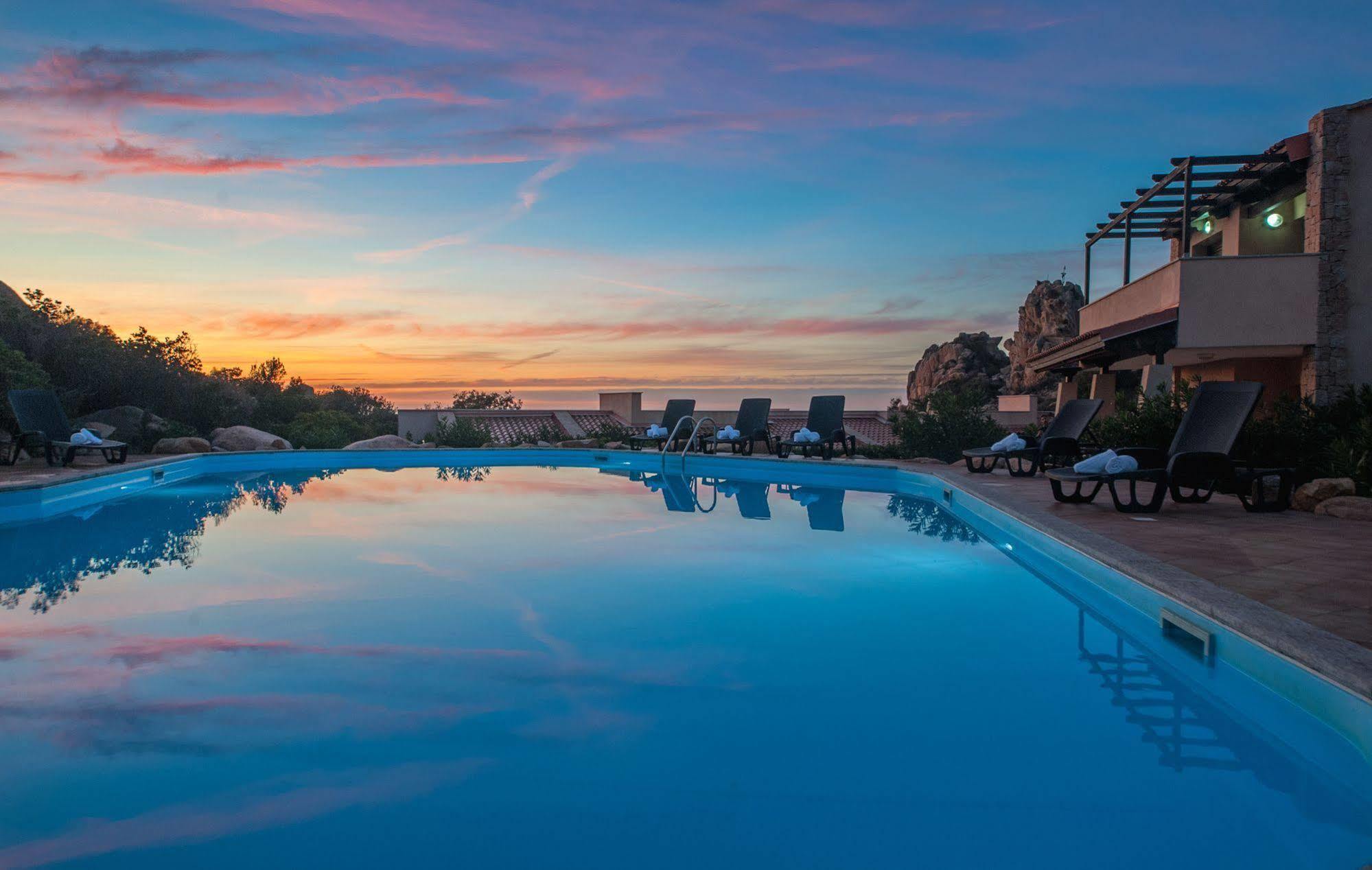 Gravina Resort Коста-Парадисо Экстерьер фото