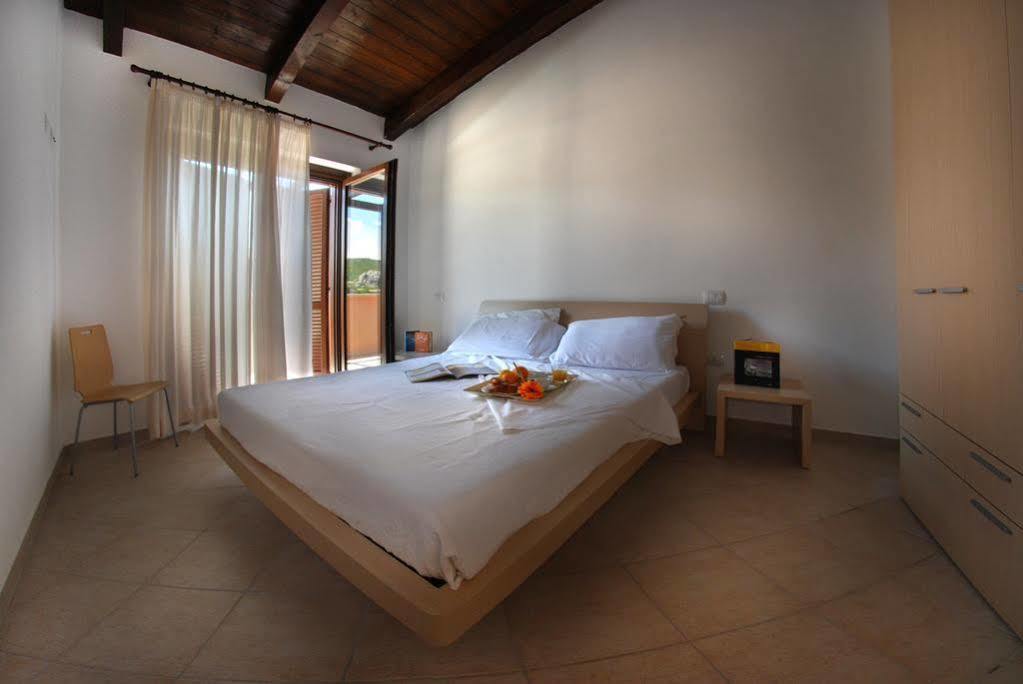 Gravina Resort Коста-Парадисо Экстерьер фото